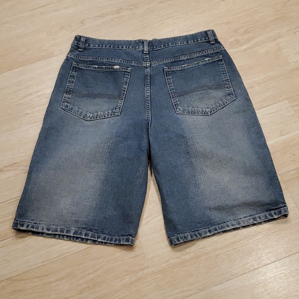 FOOT LOCKER SHORTS - Picture 8 of 11